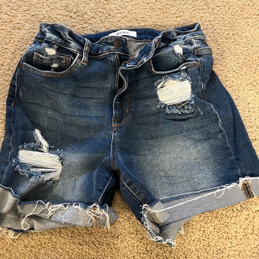 Zenana dark denim shorts size Large